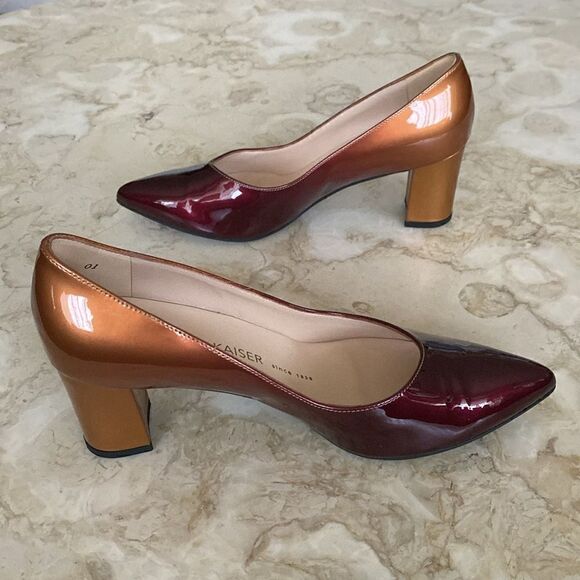 Peter Kaiser As New Patent Leather Metallic Pumps - Picture 6 of 12